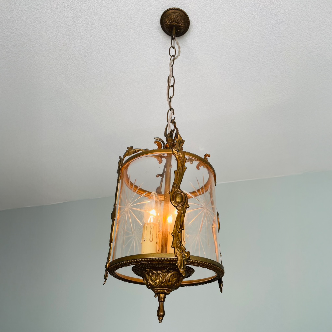 French Lantern Chandelier – Mid-20th Century