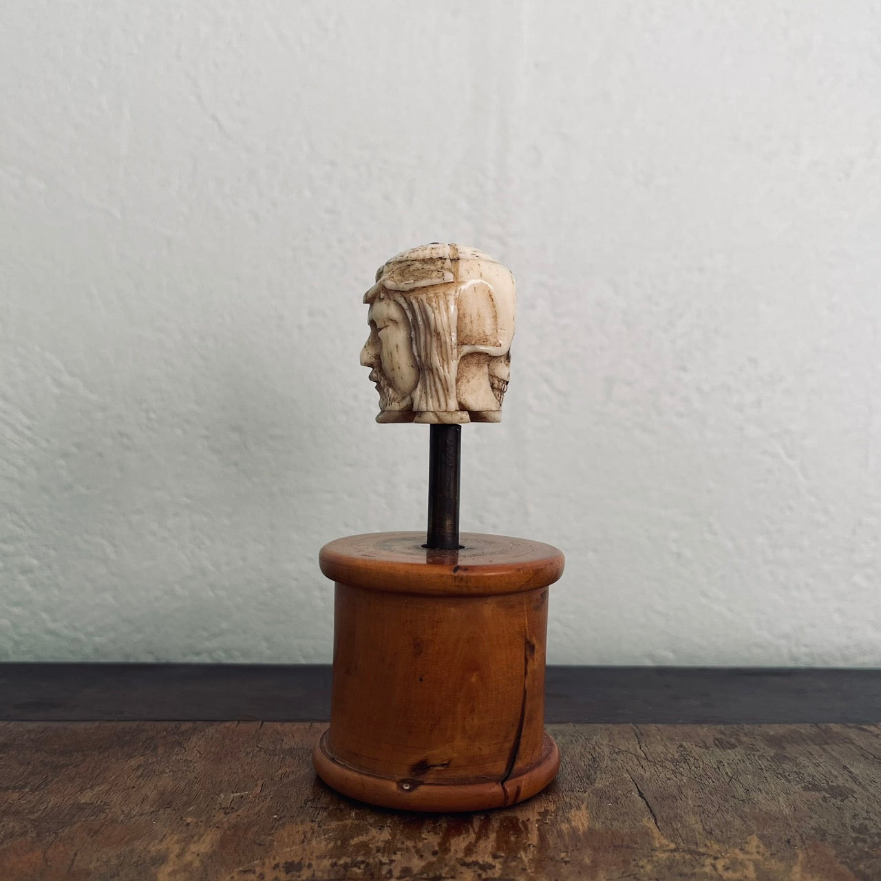 Memento Mori – Christ’s Head Carving