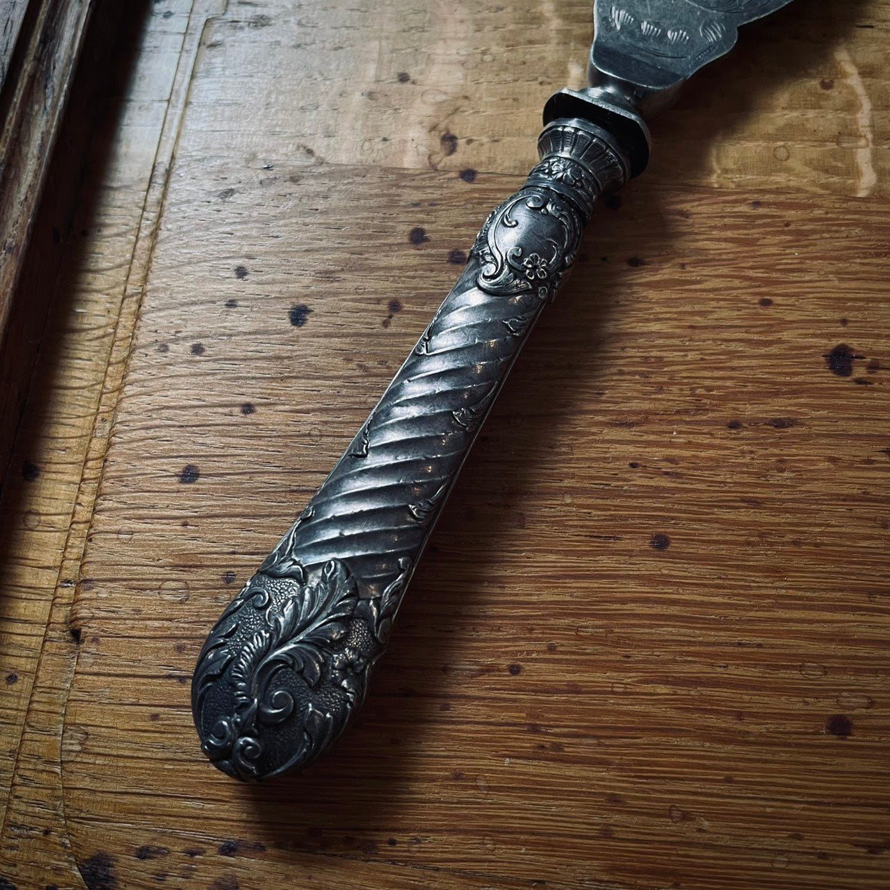 Engraved Fish Serving Knife – Late 19th Century, France