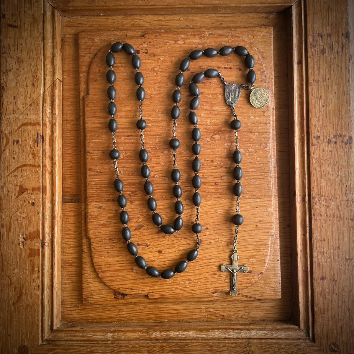 Antique French Wood Bead Rosary with Lourdes & Cologne Medals – 1920s, France